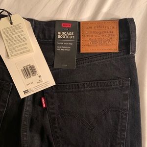 Levi's Ribcage Bootcut